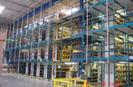Plateforme sur rayonnage